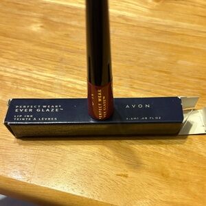 Avon Ever Glaze Lip Ink in Pink